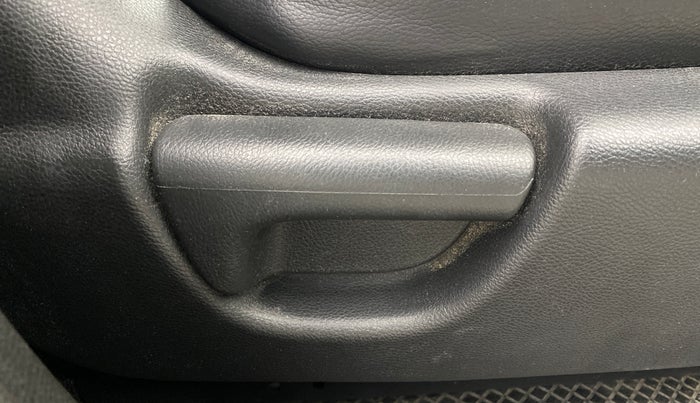 2017 Honda Jazz 1.2L I-VTEC VX, Petrol, Manual, 68,040 km, Driver Side Adjustment Panel