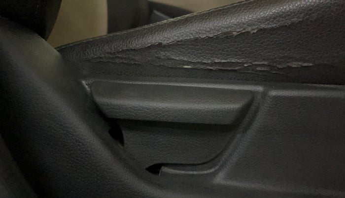 2015 Hyundai Eon ERA +, Petrol, Manual, 59,076 km, Driver Side Adjustment Panel