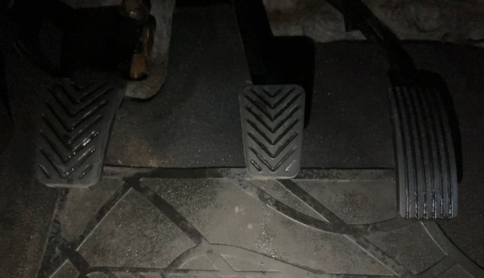 2015 Hyundai Eon ERA +, Petrol, Manual, 59,076 km, Pedals