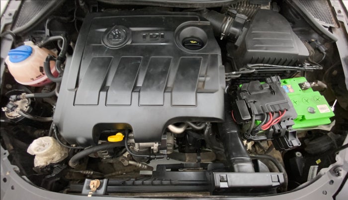 2014 Skoda Rapid 1.6 TDI AMBITION PLUS AT, Diesel, Automatic, 80,920 km, Open Bonet