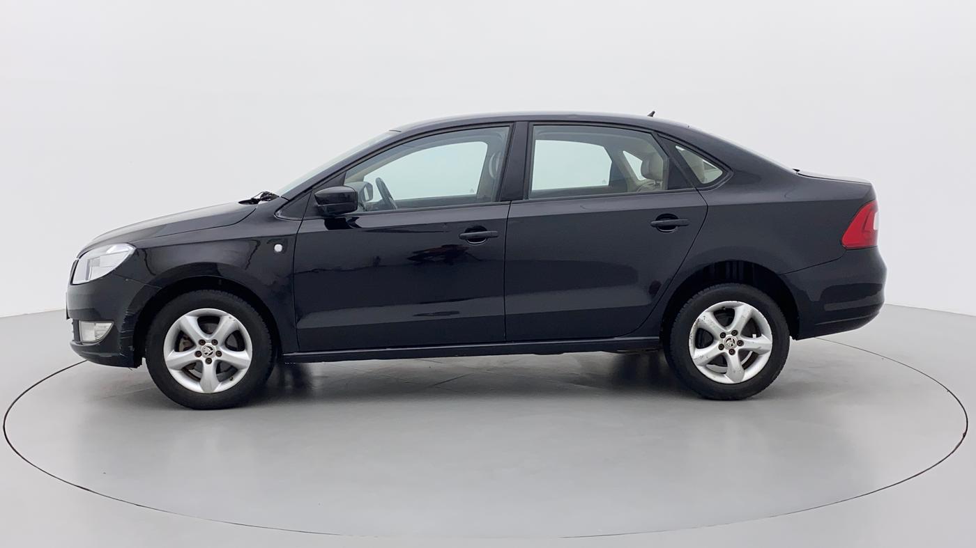 2014 Skoda Rapid 1.6 TDI AMBITION PLUS AT, Diesel, Automatic, 80,920 km, Left Side