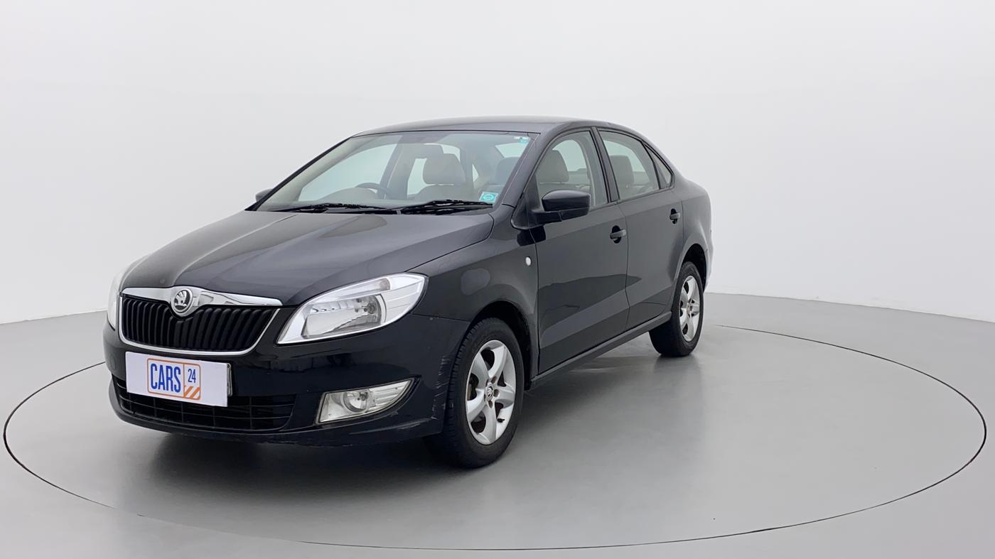 2014 Skoda Rapid 1.6 TDI AMBITION PLUS AT, Diesel, Automatic, 80,920 km, Left Front Diagonal