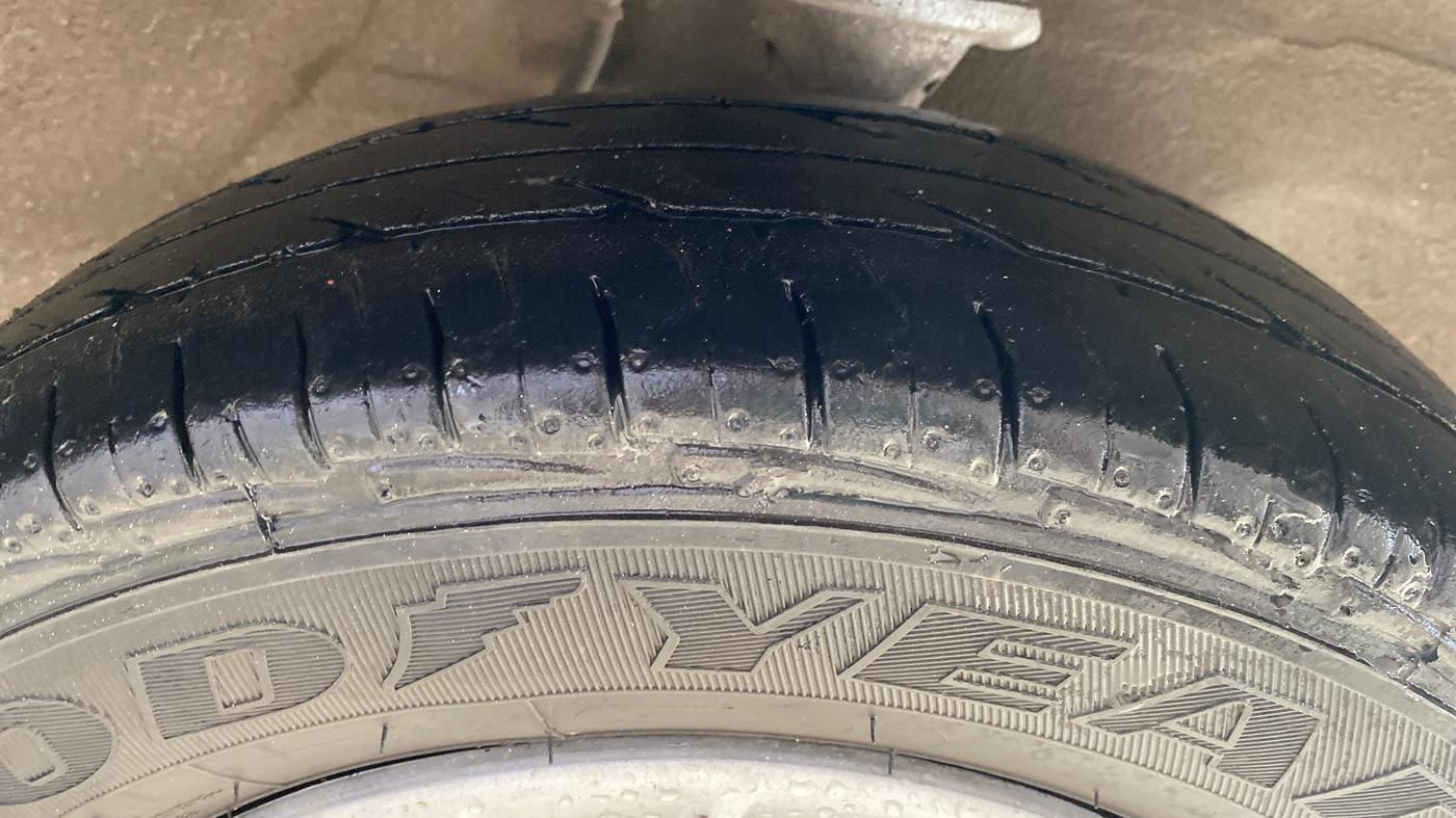 2017 Maruti Alto 800 LXI CNG O, CNG, Manual, 68,973 km, Right Front Tyre Tread