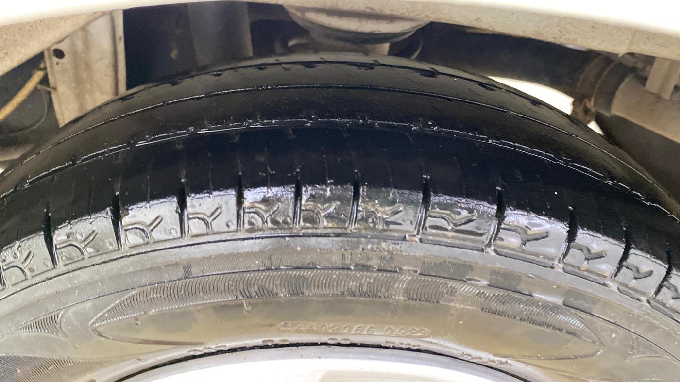 2017 Maruti Alto 800 LXI CNG O, CNG, Manual, 68,973 km, Left Rear Tyre Tread
