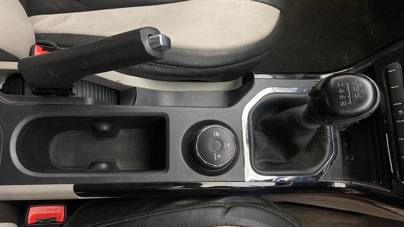 2019 Tata NEXON XT PLUS PETROL, Petrol, Manual, 57,993 km, Gear Lever
