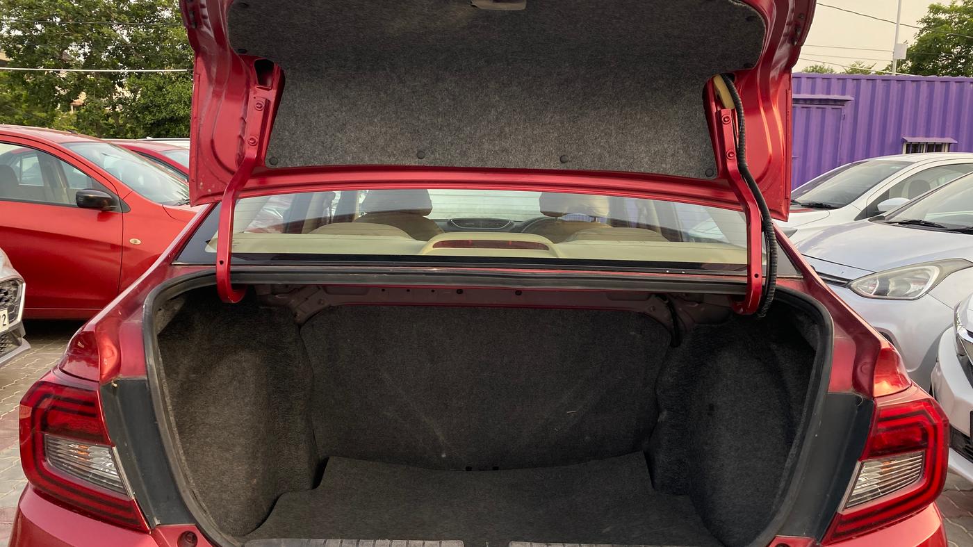 2021 Honda Amaze 1.2L I-VTEC VX CVT, Petrol, Automatic, 17,041 km, Boot Inside