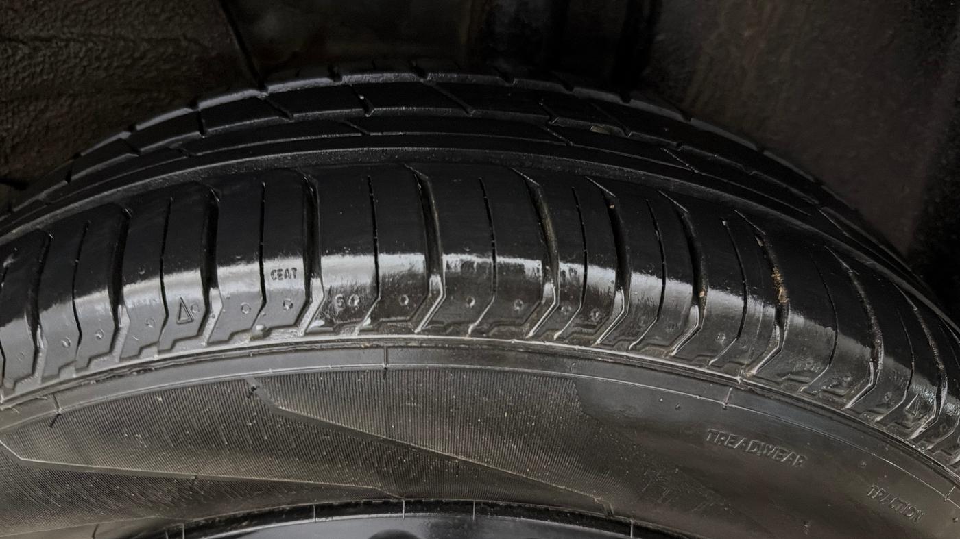 2023 Tata PUNCH PURE MT, Petrol, Manual, 3,338 km, Left Rear Tyre Tread