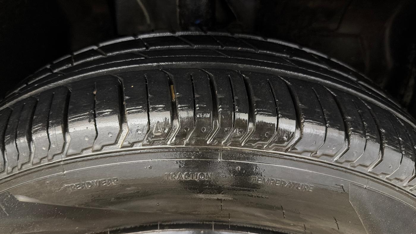 2023 Tata PUNCH PURE MT, Petrol, Manual, 3,338 km, Right Front Tyre Tread