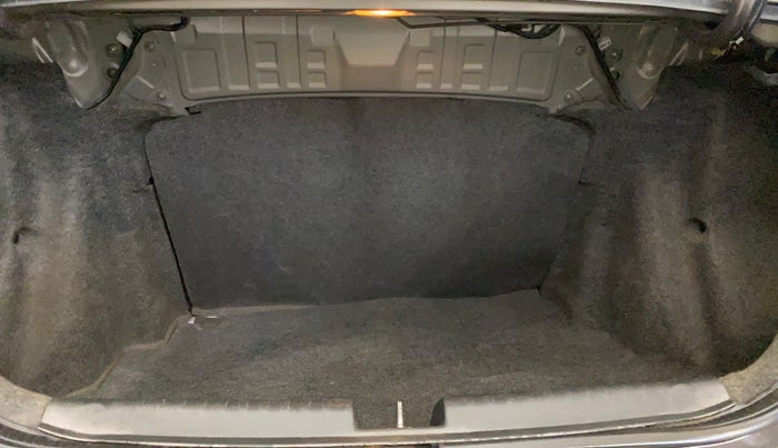 2014 Honda Amaze 1.2L I-VTEC S, Petrol, Manual, 41,238 km, Boot Inside