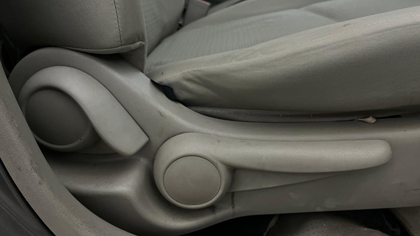 2014 Nissan Sunny XL CVT, Petrol, Automatic, 62,625 km, Driver Side Adjustment Panel