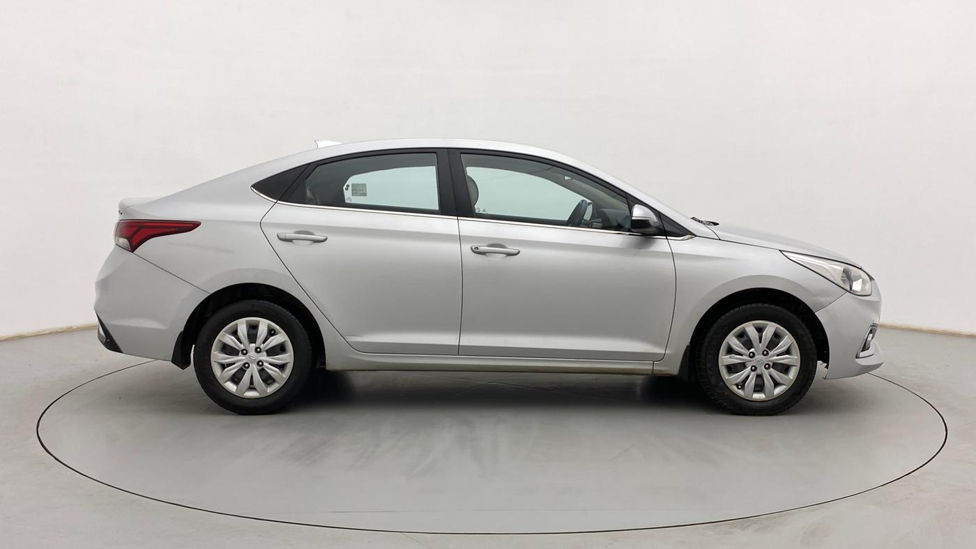 2017 Hyundai Verna 1.6 EX CRDI, Diesel, Manual, 93,175 km, Right Side View