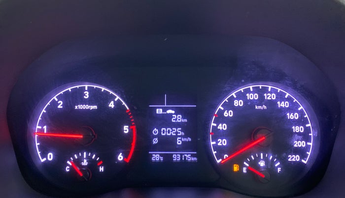 2017 Hyundai Verna 1.6 EX CRDI, Diesel, Manual, 93,175 km, Odometer Image