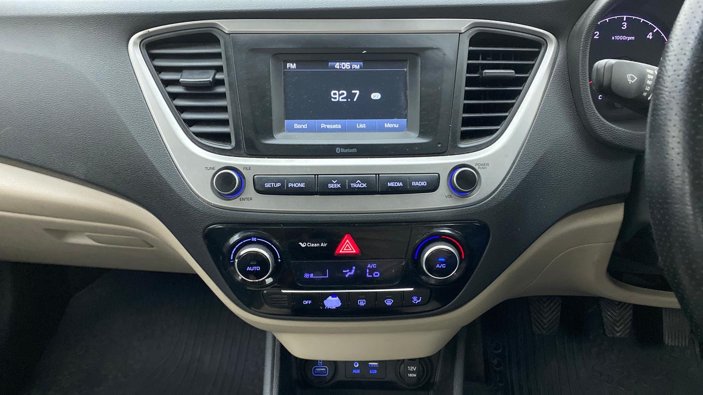 2017 Hyundai Verna 1.6 EX CRDI, Diesel, Manual, 93,175 km, Air Conditioner