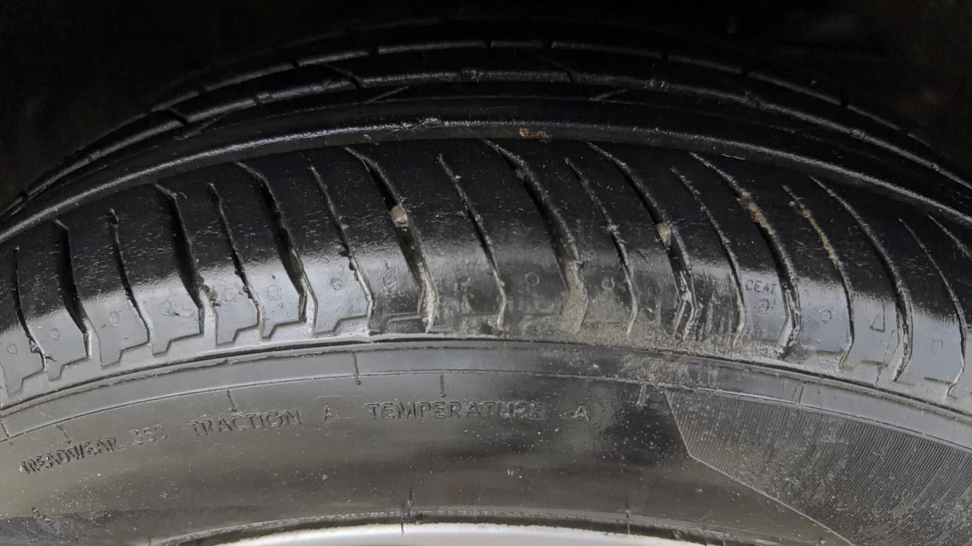 2017 Maruti Baleno ZETA PETROL 1.2, Petrol, Manual, 55,089 km, Right Front Tyre Tread