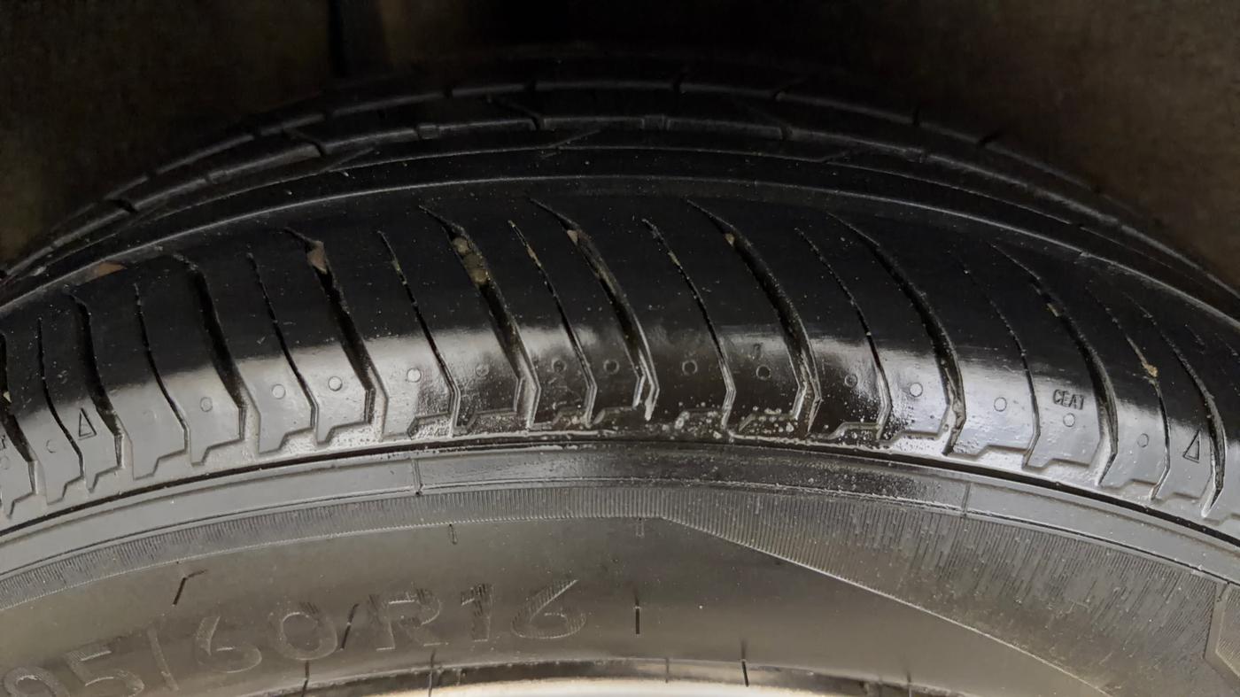 2017 Maruti Baleno ZETA PETROL 1.2, Petrol, Manual, 55,089 km, Right Rear Tyre Tread