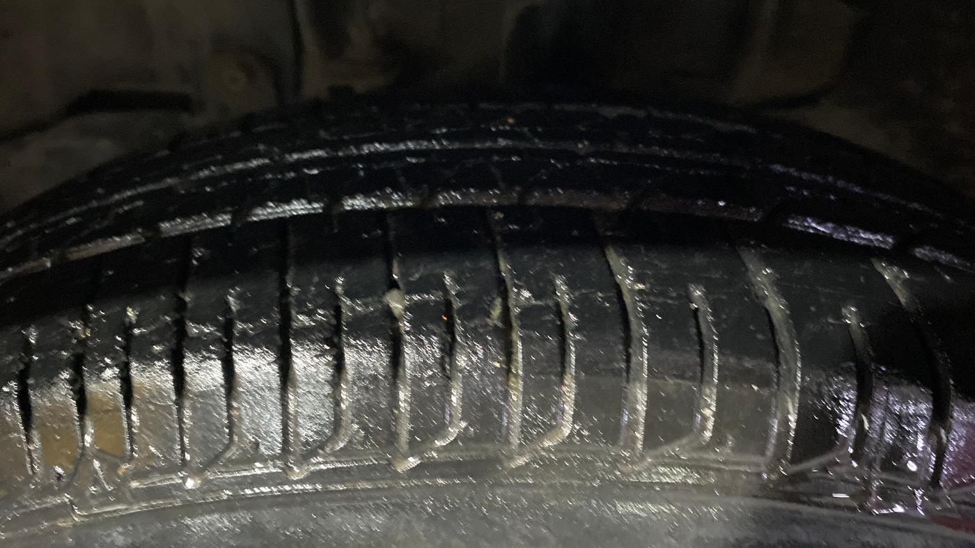 2016 Tata Tiago XM PETROL, Petrol, Manual, 59,462 km, Left Front Tyre Tread