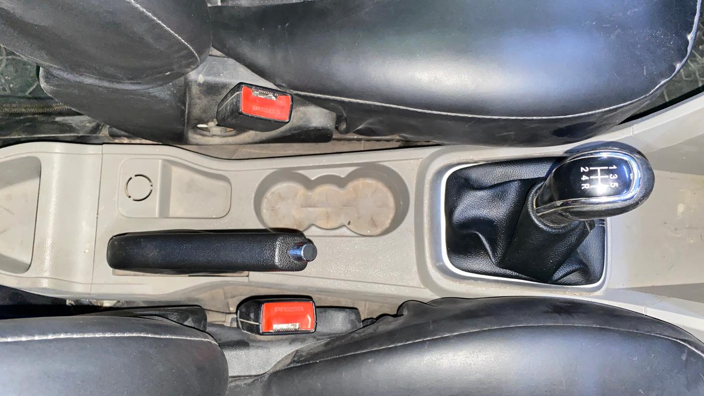 2016 Tata Tiago XM PETROL, Petrol, Manual, 59,462 km, Gear Lever
