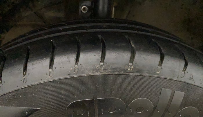 2019 Maruti Dzire VXI, Petrol, Manual, 1,17,801 km, Left Front Tyre Tread