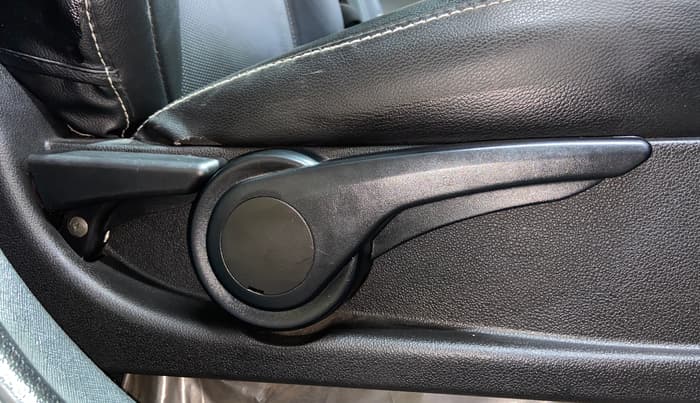 2021 Tata NEXON XZA PLUS SUNROOF PETROL, Petrol, Automatic, 78,095 km, Driver Side Adjustment Panel