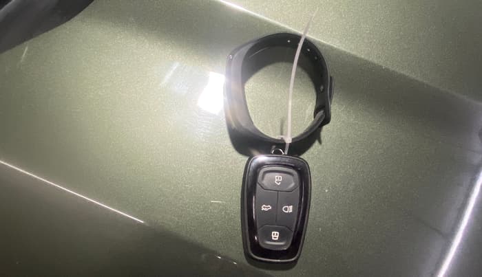 2021 Tata NEXON XZA PLUS SUNROOF PETROL, Petrol, Automatic, 78,095 km, Key Close Up