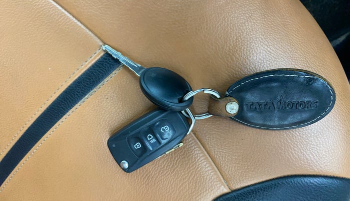 2018 Tata Tiago XZ PETROL, Petrol, Manual, 72,897 km, Key Close Up