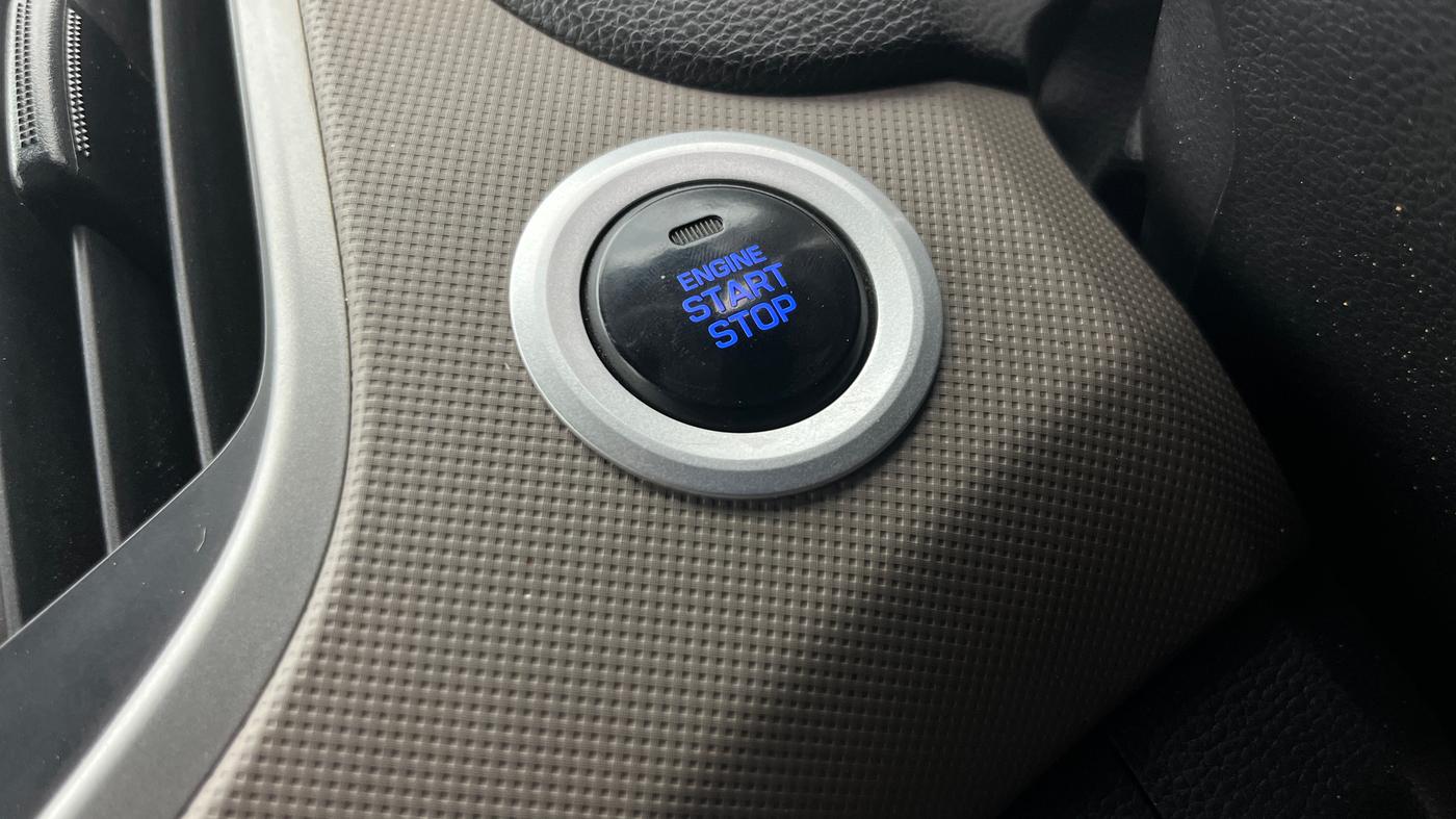 2017 Hyundai Creta SX PLUS AT 1.6 PETROL, Petrol, Automatic, 76,632 km, Keyless Start/ Stop Button