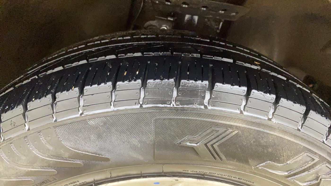 2019 Tata Harrier XZ 2.0L, Diesel, Manual, 1,12,358 km, Right Front Tyre Tread