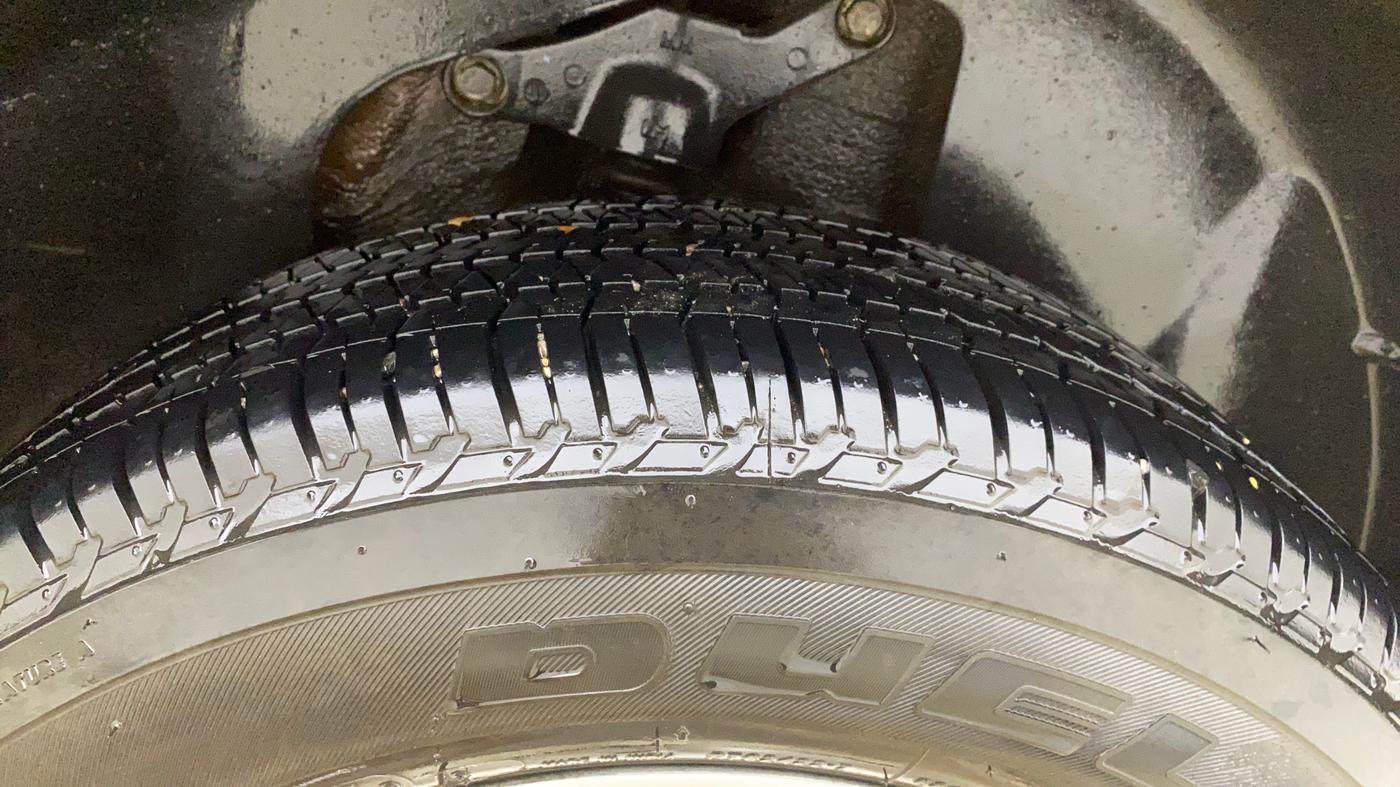 2019 Tata Harrier XZ 2.0L, Diesel, Manual, 1,12,358 km, Left Rear Tyre Tread
