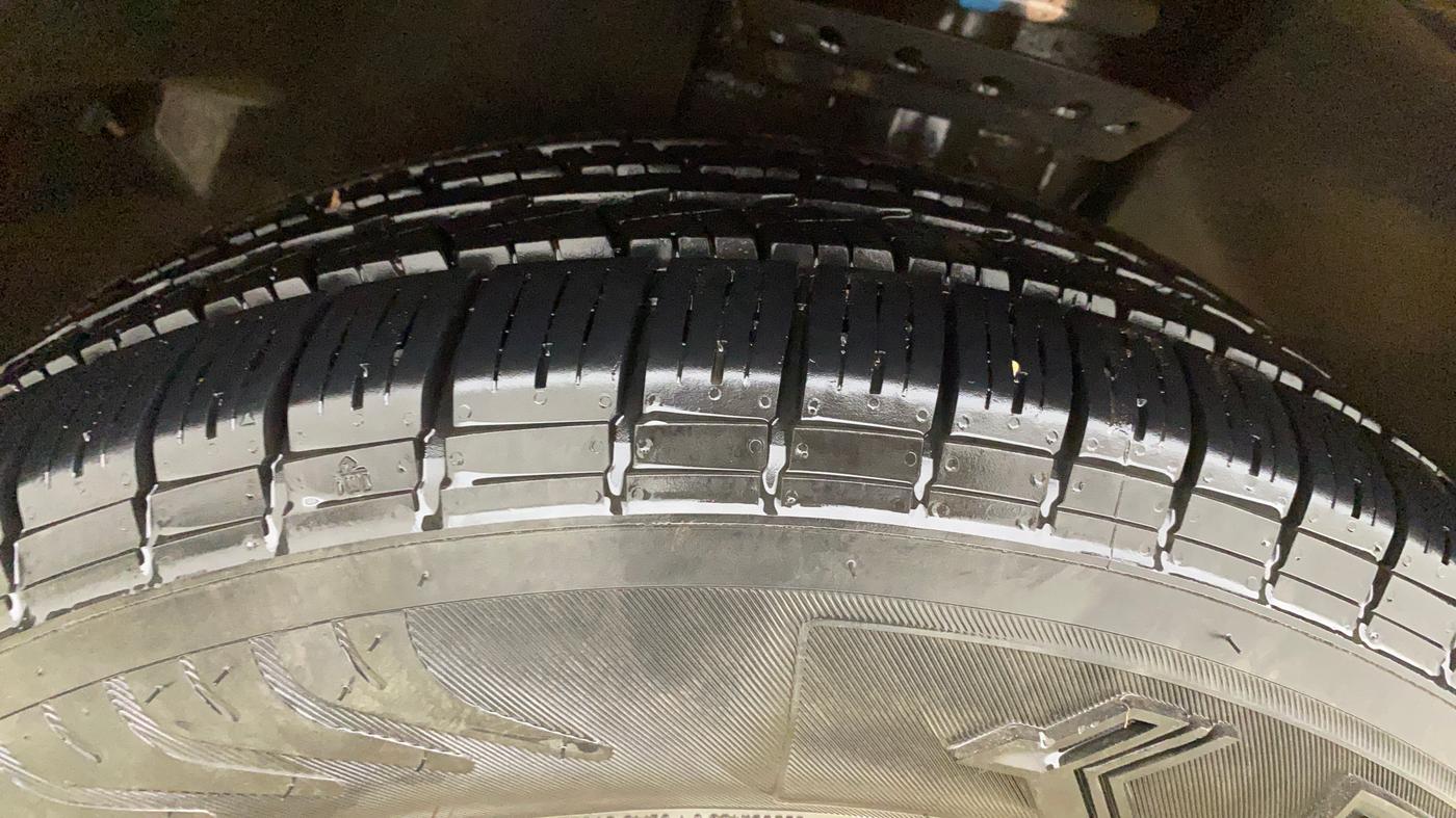 2019 Tata Harrier XZ 2.0L, Diesel, Manual, 1,12,358 km, Left Front Tyre Tread