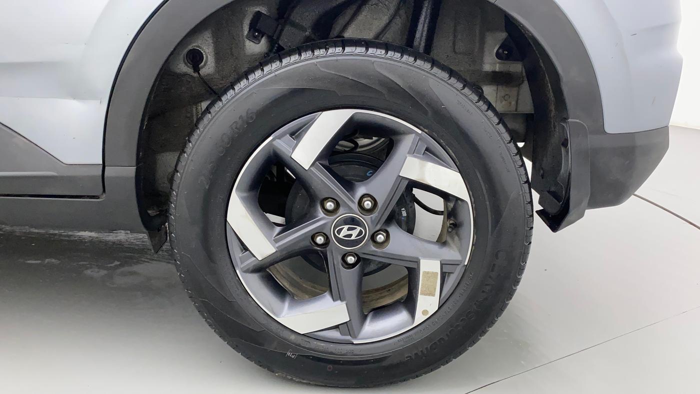 2022 Hyundai VENUE SX 1.5 CRDI, Diesel, Manual, 27,689 km, Left Rear Wheel