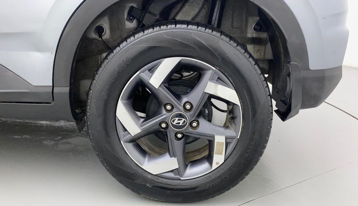 2022 Hyundai VENUE SX 1.5 CRDI, Diesel, Manual, 27,689 km, Left Rear Wheel