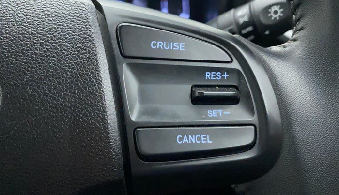 2022 Hyundai VENUE SX 1.5 CRDI, Diesel, Manual, 27,689 km, Adaptive Cruise Control