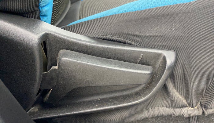 2021 Maruti S PRESSO VXI+, Petrol, Manual, 21,717 km, Driver Side Adjustment Panel