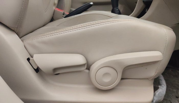 2021 Maruti Ciaz ALPHA 1.5 SHVS PETROL, Petrol, Manual, 34,393 km, Driver Side Adjustment Panel