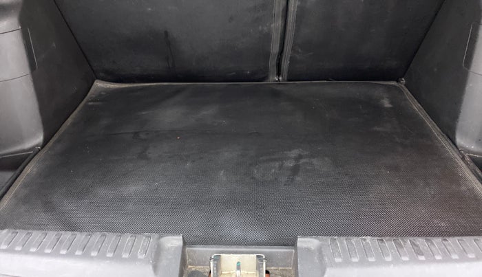 2018 Maruti Vitara Brezza ZDI PLUS DUAL TONE, Diesel, Manual, 68,265 km, Boot Inside