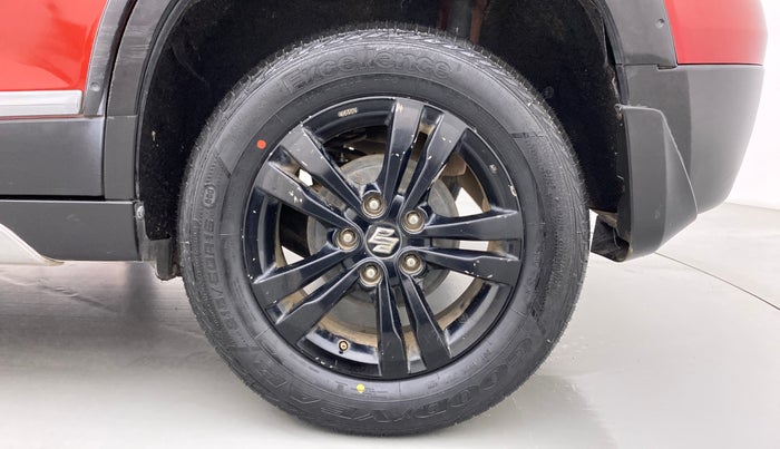 2018 Maruti Vitara Brezza ZDI PLUS DUAL TONE, Diesel, Manual, 68,265 km, Left Rear Wheel