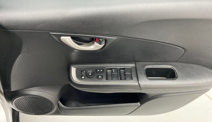 2016 Honda BR-V 1.5 i-VTEC VX, Petrol, Manual, 93,360 km, Driver Side Door Panels Control