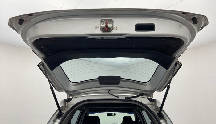 2016 Honda BR-V 1.5 i-VTEC VX, Petrol, Manual, 93,360 km, Boot Door Open