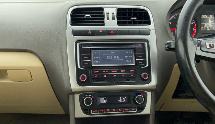 2015 Volkswagen Vento HIGHLINE 1.2 TSI AT, Petrol, Automatic, 89,414 km, Air Conditioner