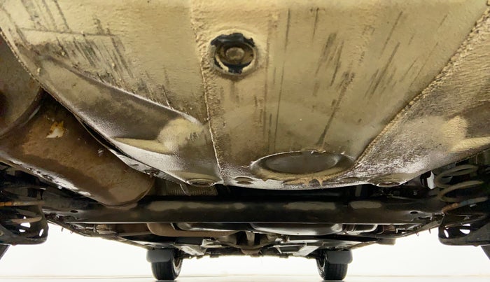 2015 Volkswagen Vento HIGHLINE 1.2 TSI AT, Petrol, Automatic, 89,414 km, Rear Underbody