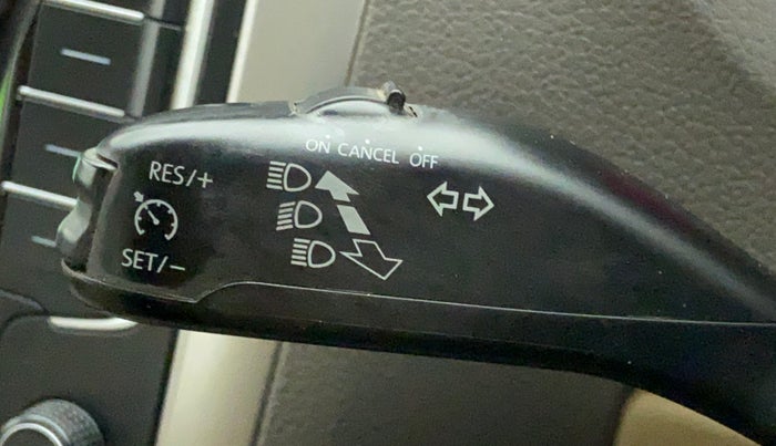 2015 Volkswagen Vento HIGHLINE 1.2 TSI AT, Petrol, Automatic, 89,414 km, Adaptive Cruise Control