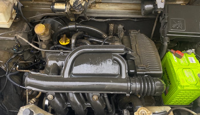 2017 Renault Kwid RXT 1.0, Petrol, Manual, 48,786 km, Engine View