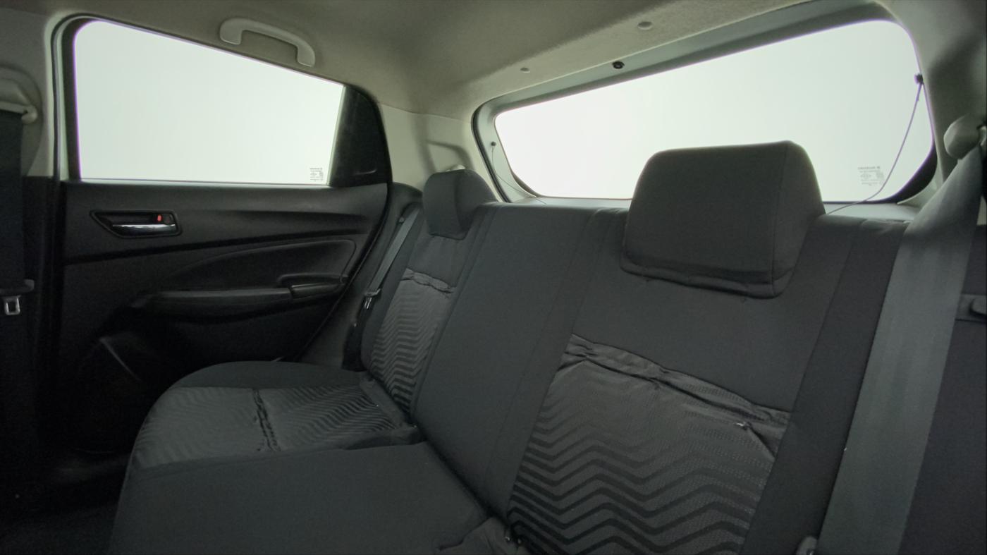 2018 Maruti Swift VXI D, Petrol, Manual, 45,332 km, Right Side Rear Door Cabin
