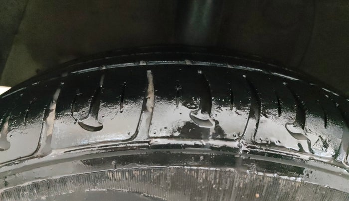 2019 Hyundai Grand i10 SPORTZ 1.2 KAPPA VTVT, Petrol, Manual, 51,800 km, Right Rear Tyre Tread