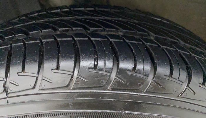 2021 Maruti New Wagon-R ZXI 1.2 old, Petrol, Manual, 3,979 km, Left Rear Tyre Tread