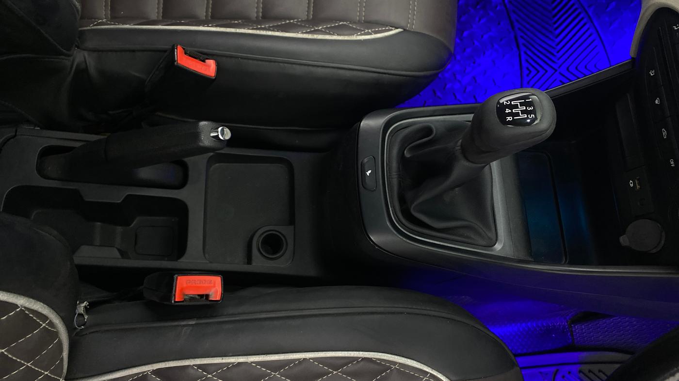2022 Tata ALTROZ XM PLUS PETROL, Petrol, Manual, 1,15,930 km, Gear Lever