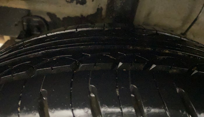 2020 Hyundai Grand i10 MAGNA 1.2 KAPPA VTVT, Petrol, Manual, 51,347 km, Right Rear Tyre Tread