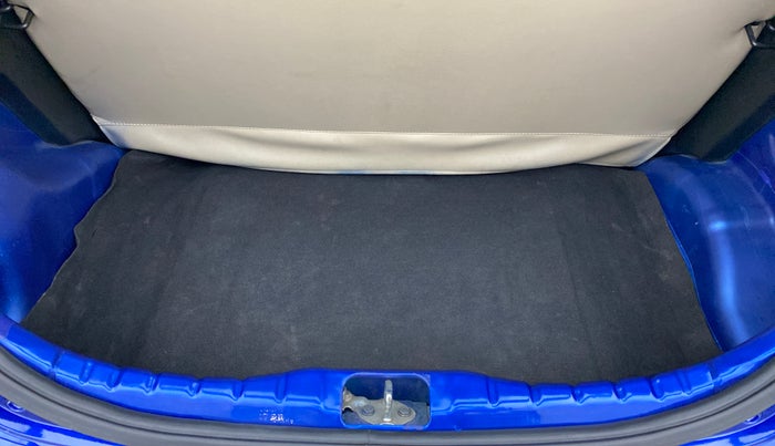 2017 Hyundai Eon ERA PLUS, Petrol, Manual, 51,284 km, Boot Inside