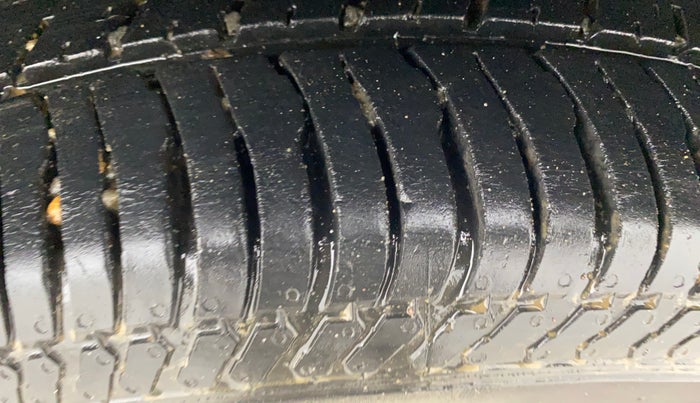 2019 Ford Ecosport TITANIUM 1.5L DIESEL, Diesel, Manual, 34,791 km, Left Rear Tyre Tread