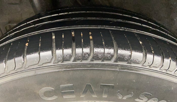 2019 Hyundai VENUE 1.0 Turbo GDI DCT AT SX+ DT, Petrol, Automatic, 28,625 km, Right Rear Tyre Tread